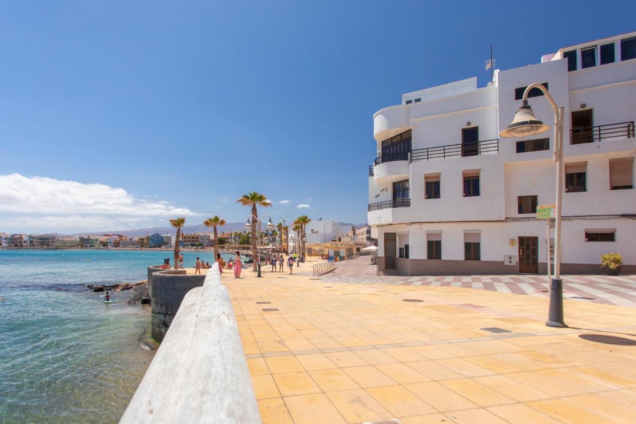 Arinaga Colors, Tu Casa En La Playa Apartment Екстериор снимка