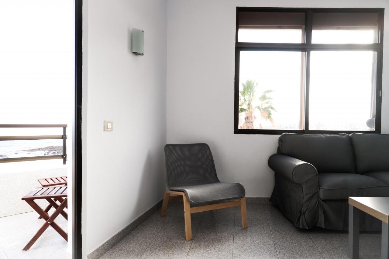 Arinaga Colors, Tu Casa En La Playa Apartment Екстериор снимка