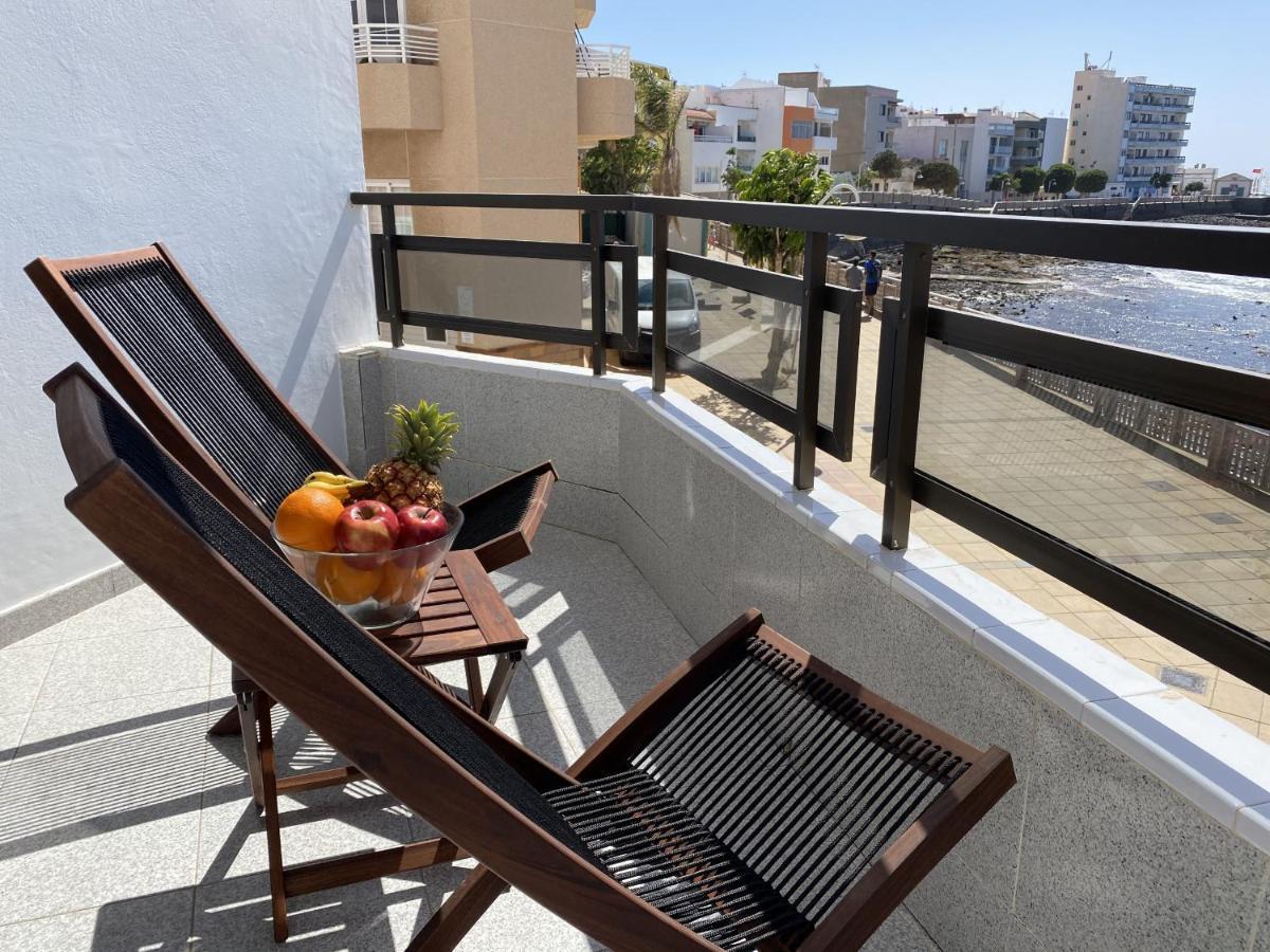 Arinaga Colors, Tu Casa En La Playa Apartment Екстериор снимка